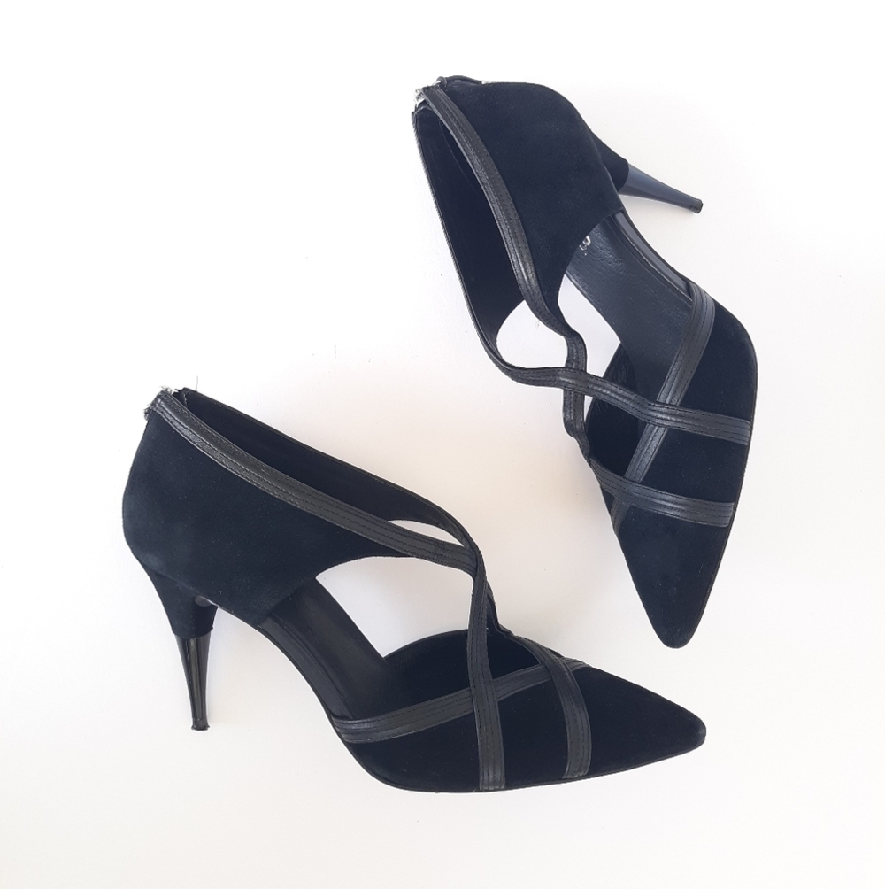 L.A.M.B Heels Suede Leather size 9 Black